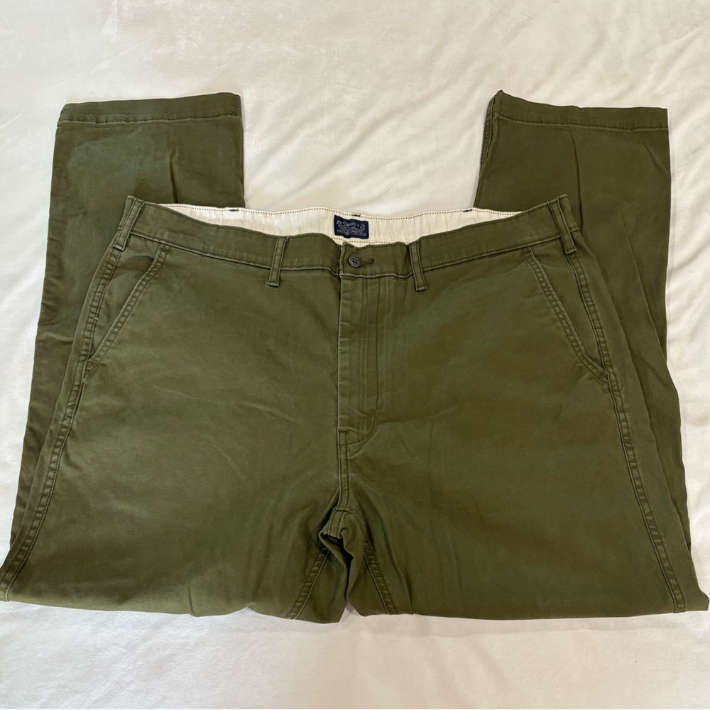 Levi’s Men’s Olive Green Chino Pants 40x32 Stretch Cotton Casual Straight Khaki